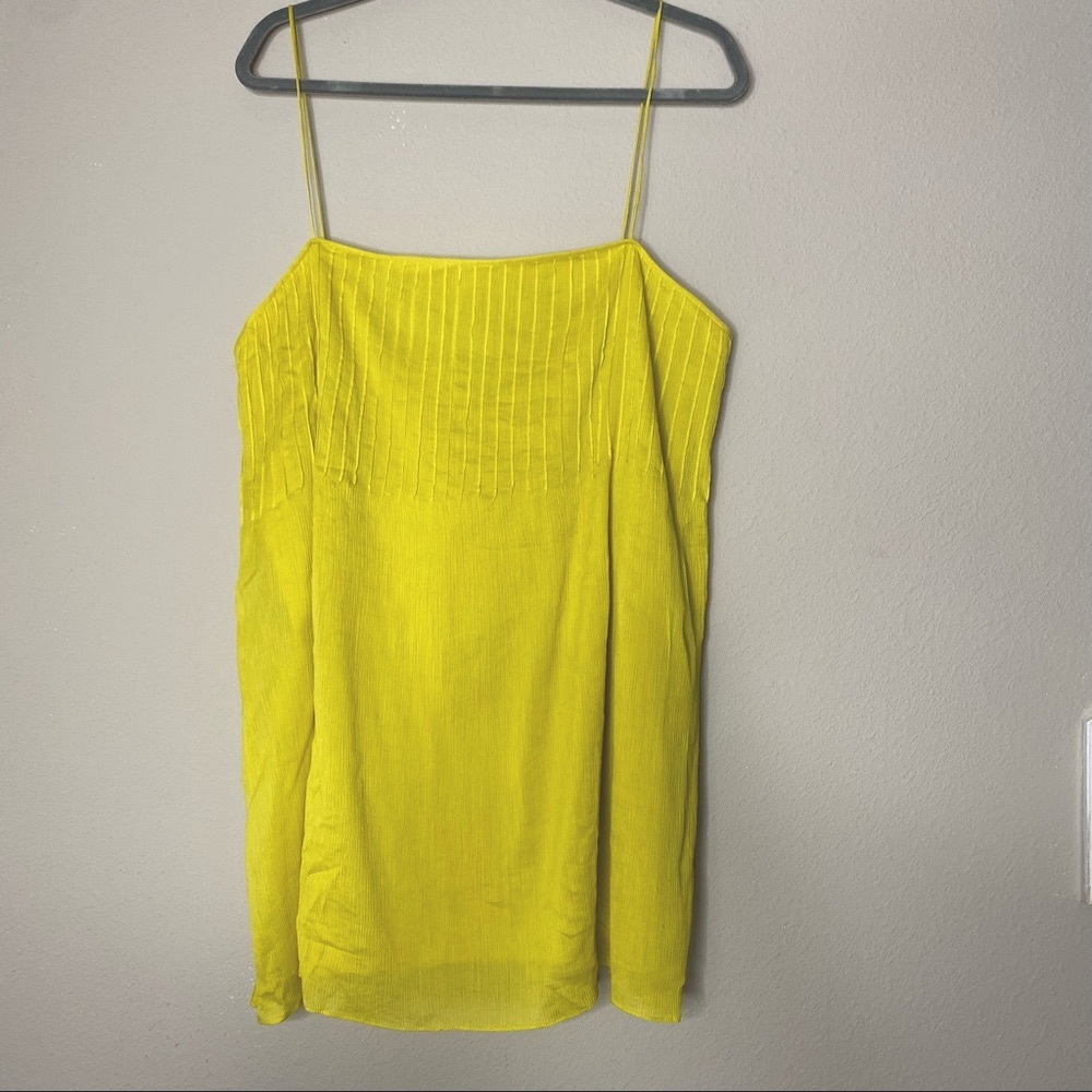 ELIZABETH AND JAMES COTTON SILK SPAGHETTI STRAP LIME GREEN TOP SIZE LARGE